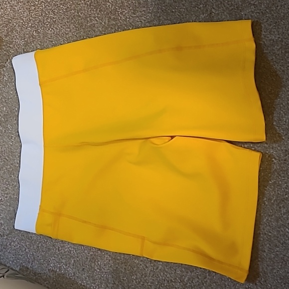 NWT Sculpted Bike Shorts - Picture 7 of 7